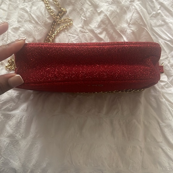 Clutch - Picture 4 of 4